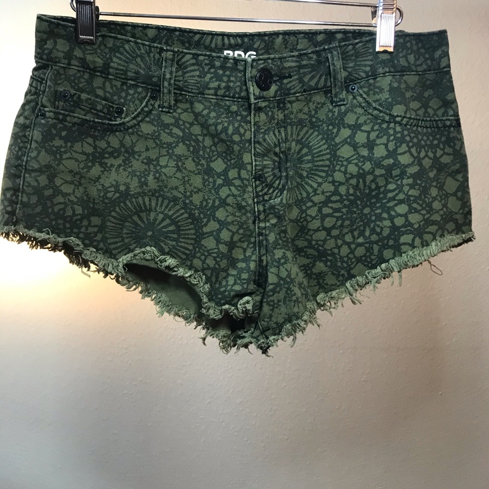 Womens green and black print shorts